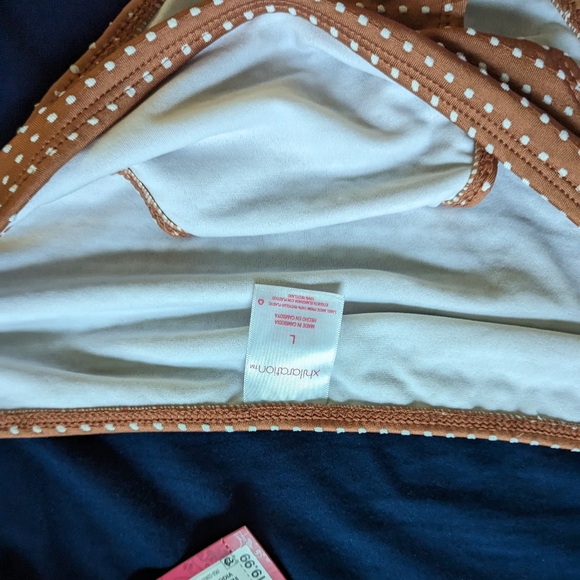 NWT Xhileration puff shoulder swimsuit brown with white polka dots, Large - Picture 4 of 4